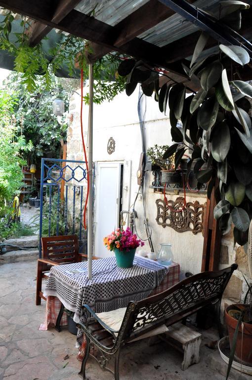Ferienwohnung Cozy Garden Jerusalem Exterior foto