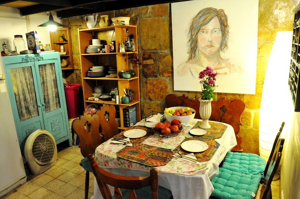 Ferienwohnung Cozy Garden Jerusalem Exterior foto